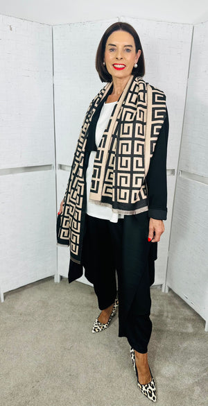 Monchorome Scarf in black and beige