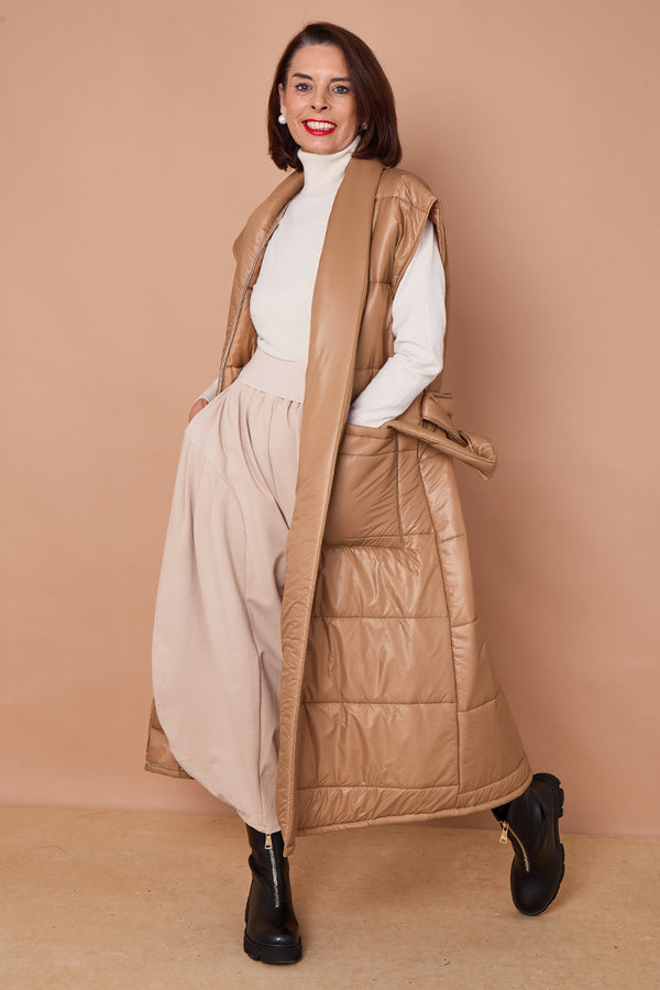 Estrella Long gilet in Camel