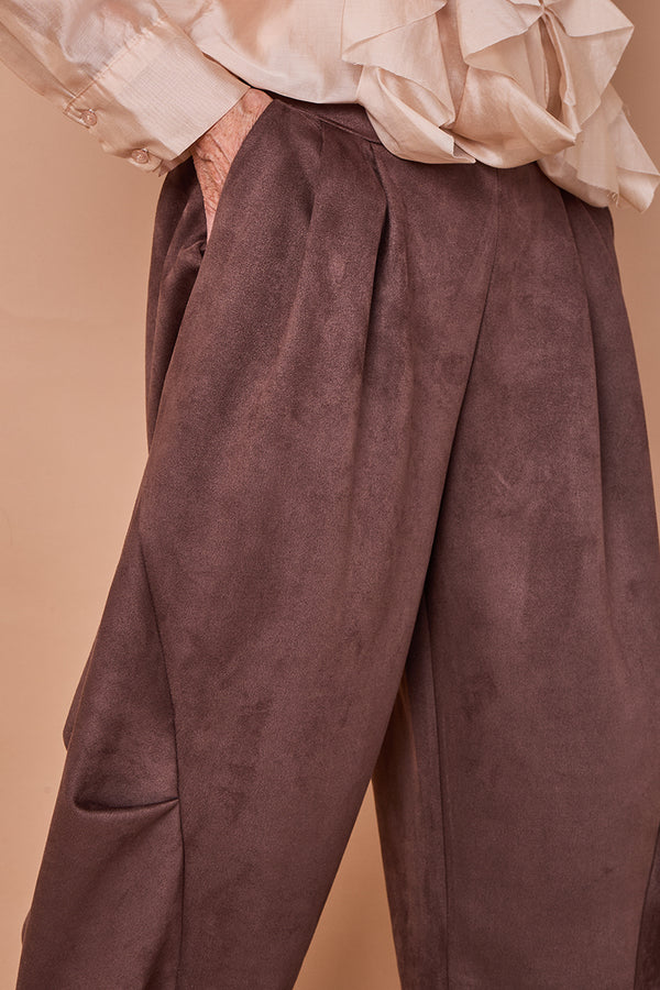 Lisbon Cocoon Trousers in chocolate