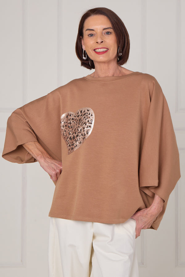 Heart to heart top in camel