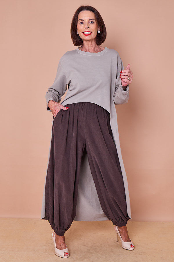 Sabrina pin cord trousers in chocolate