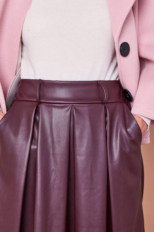 Arianna PU faux leather skirt in mulberry