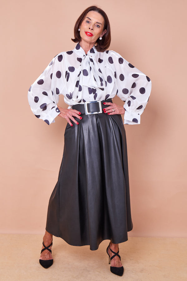 Arianna PU faux leather skirt in black