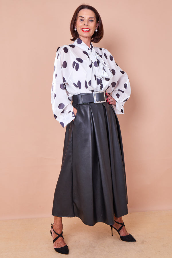 Arianna PU faux leather skirt in black