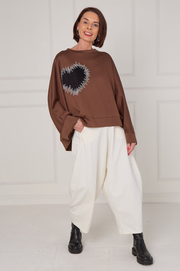 black heart top in Chocolate