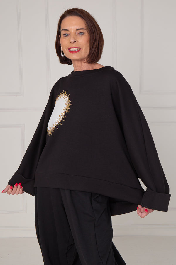 White heart top in Black