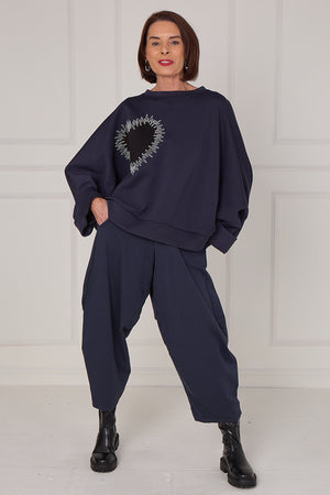 Black heart top in Navy