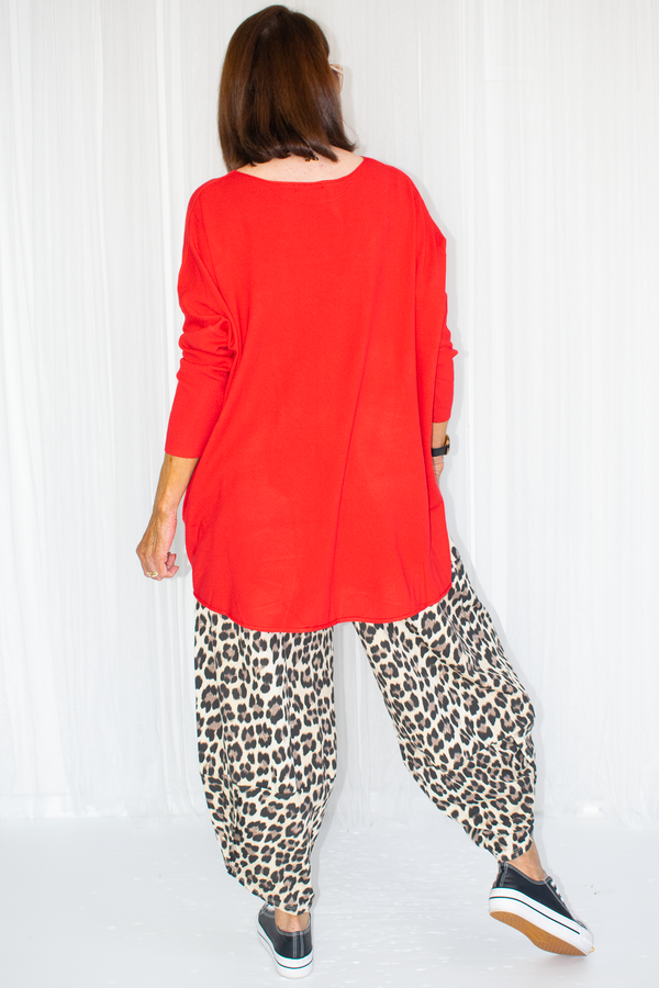 Sarah Super Soft Slouch Knit in Red