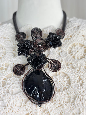 Ruby Black wired necklace in Jewellery