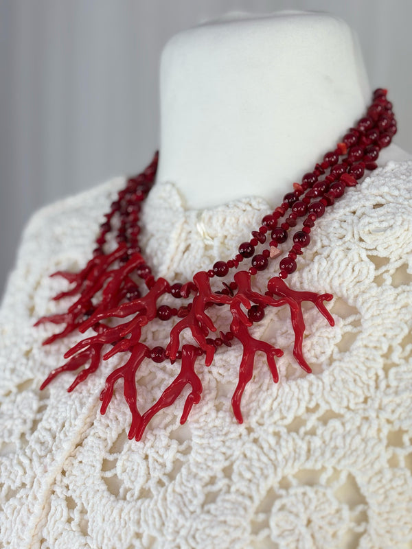 Mantis carol effect necklace red in Jewellery