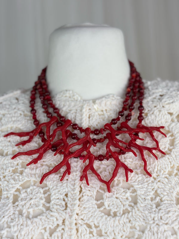 Mantis carol effect necklace red in Jewellery
