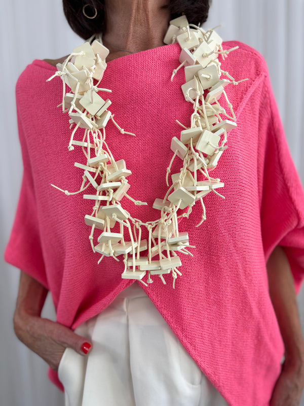 Cira necklace in Cream Wood