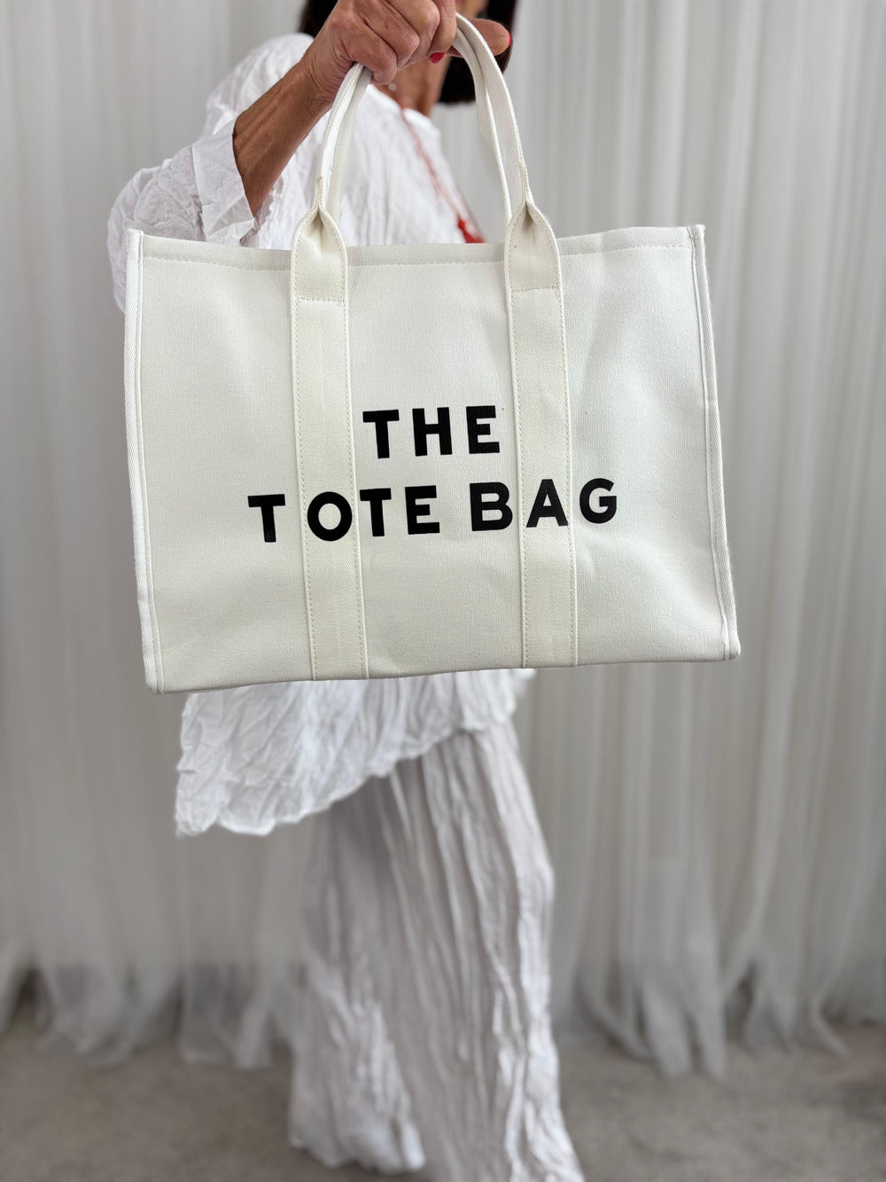 Elegant Tote Bag in White