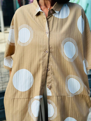 Rico Shirt/Dress in mocha with white dots