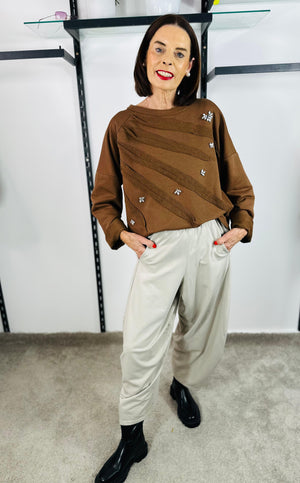 Twilight Diamante sweatshirt in Chocolate -