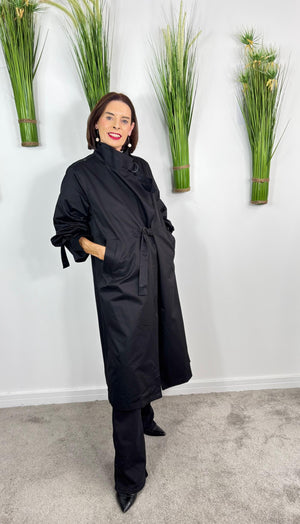 Kitty trench coat in Black