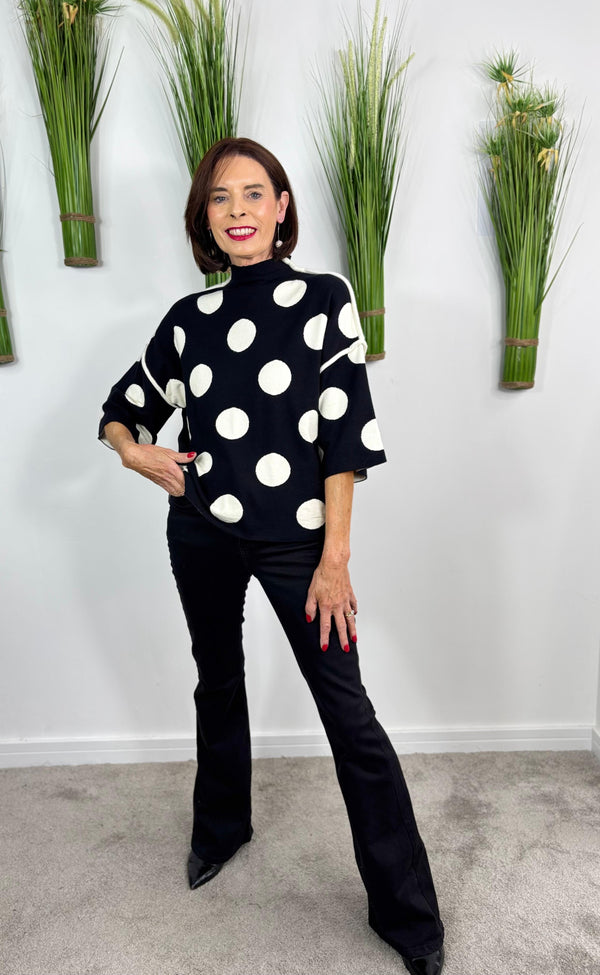 October top in black with beige polka dots -