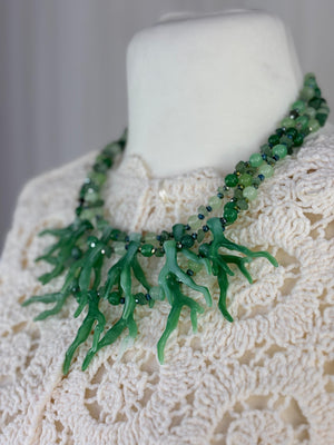 Mantis coral effect necklace in Jewellery