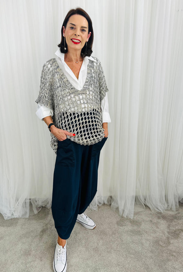 Jona knitwear top in Beige NAVY WITH GOLD