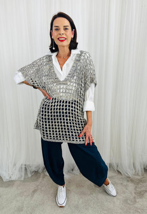 Jona knitwear top in Beige NAVY WITH GOLD