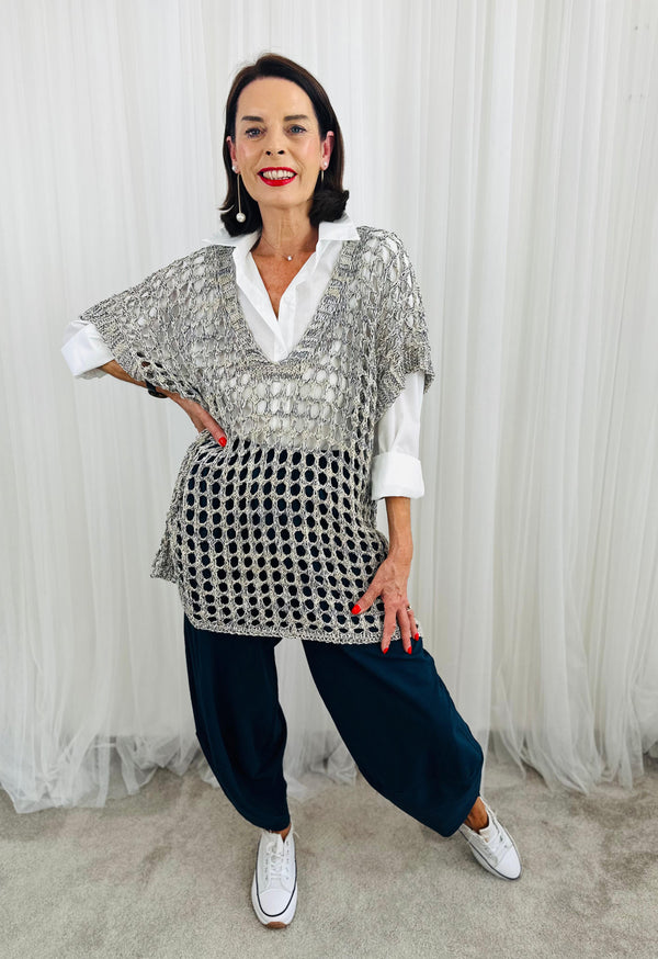 Jona knitwear top in Beige NAVY WITH GOLD