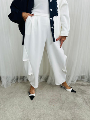 Lorenzo Cocoon Trousers in ECRU