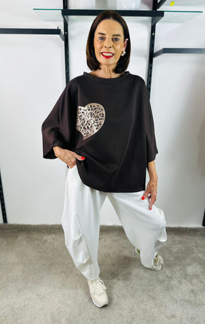 Heart to heart top in chocolate