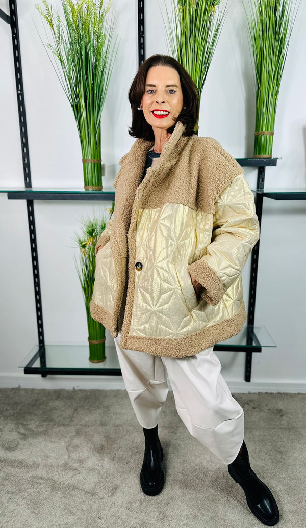 Hepburn Exclusive Jacket in Gold