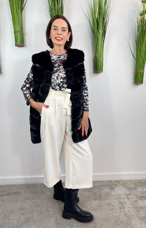 Betty faux fur gilet in black