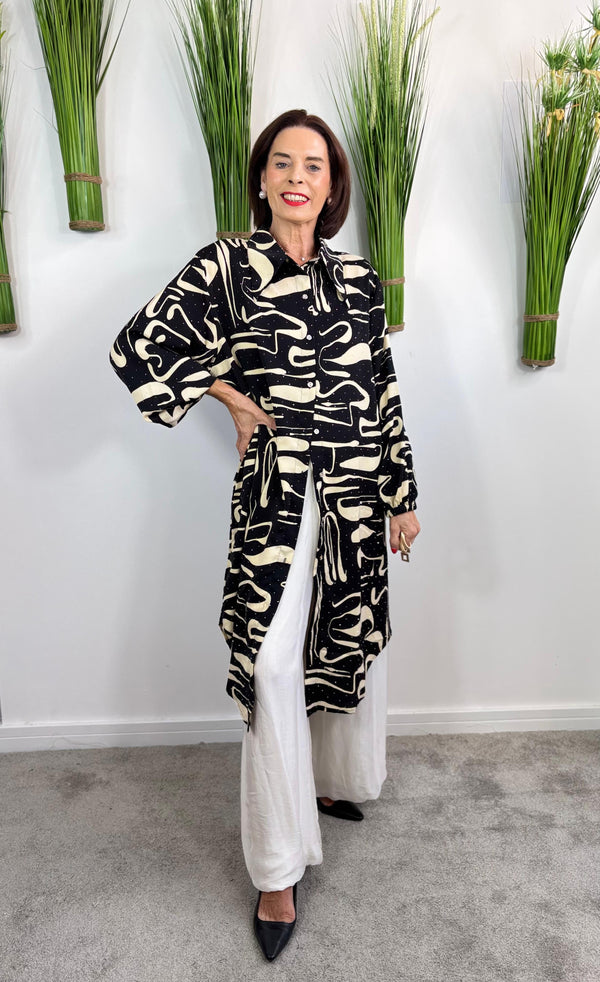 Roslin Top in Black and beige