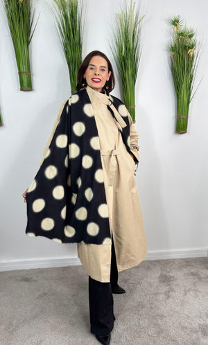 Spotty Dotty scarf in black