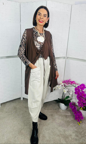 Chocolate waterfall layering top