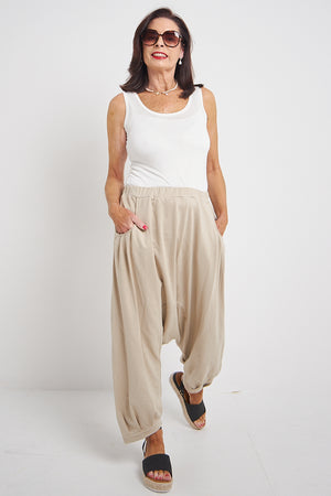 Venice Collection Basic Vest In Warm Beige