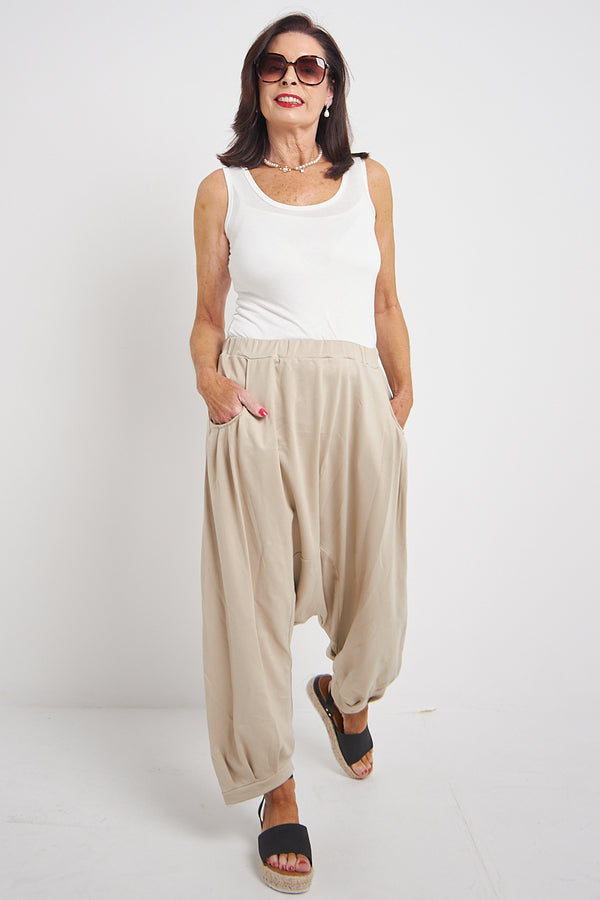 Venice Collection Basic Vest In Warm Beige