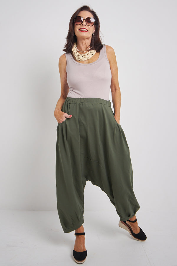 Venice Collection Basic Vest In Biscuit