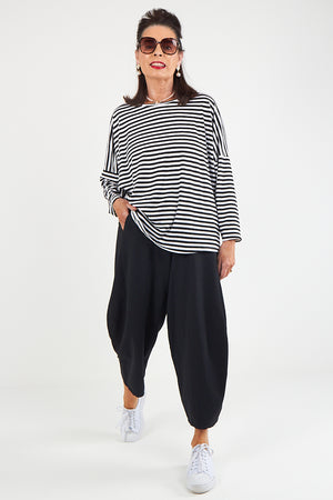 Vannesa Striped Top In Black