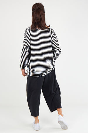 Vannesa Striped Top In Black