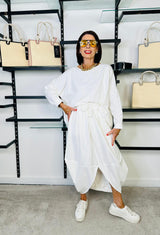 Lana Cacoon Skirt In White.