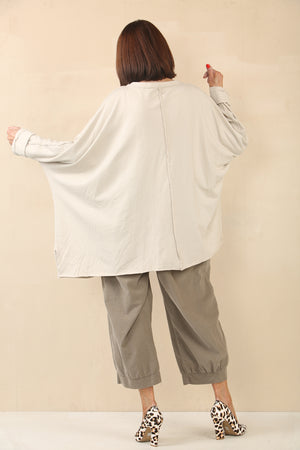 Iizzy HIGH-LOW SWEATSHIRT in Stone color