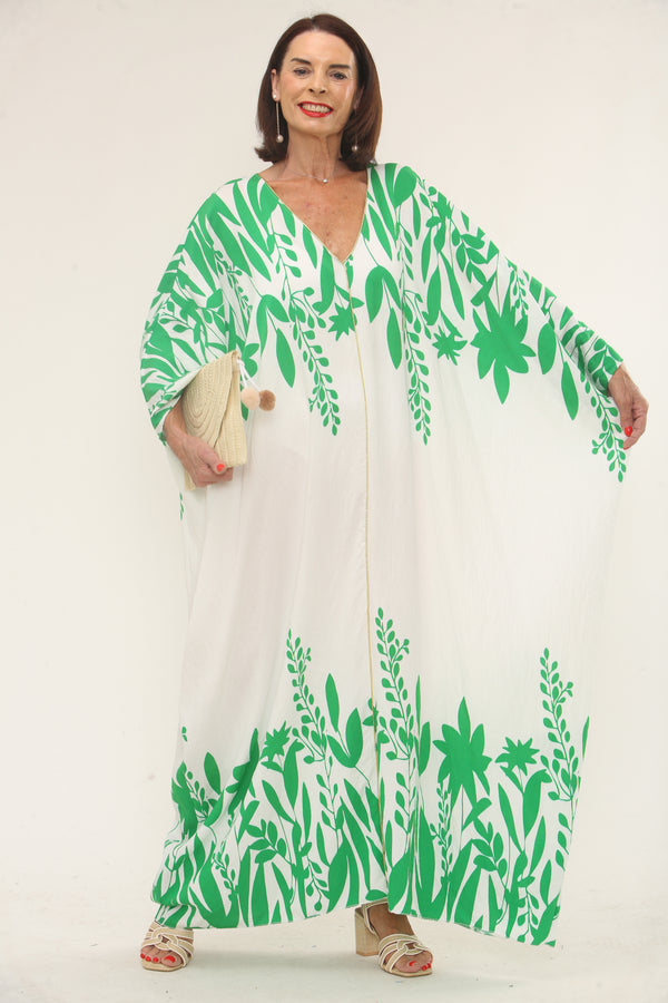 Luna Kamana/ Dress in emerald green and white