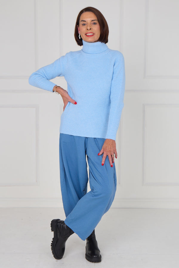 Margo polar neck in baby blue