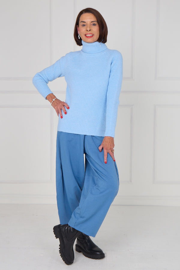 Margo polar neck in baby blue