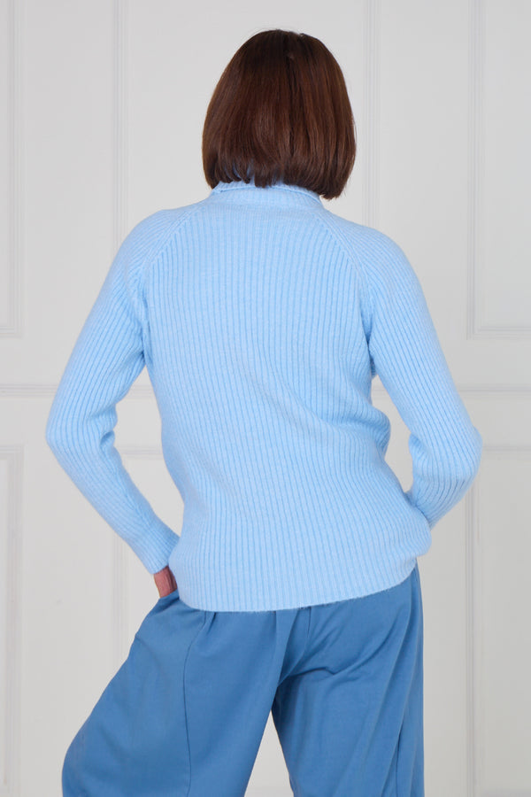 Margo polar neck in baby blue