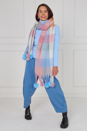 Margo scarf in baby blue