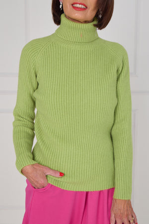 Margo polar neck in apple green