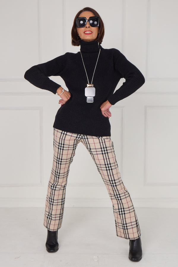 Margo polar neck in black