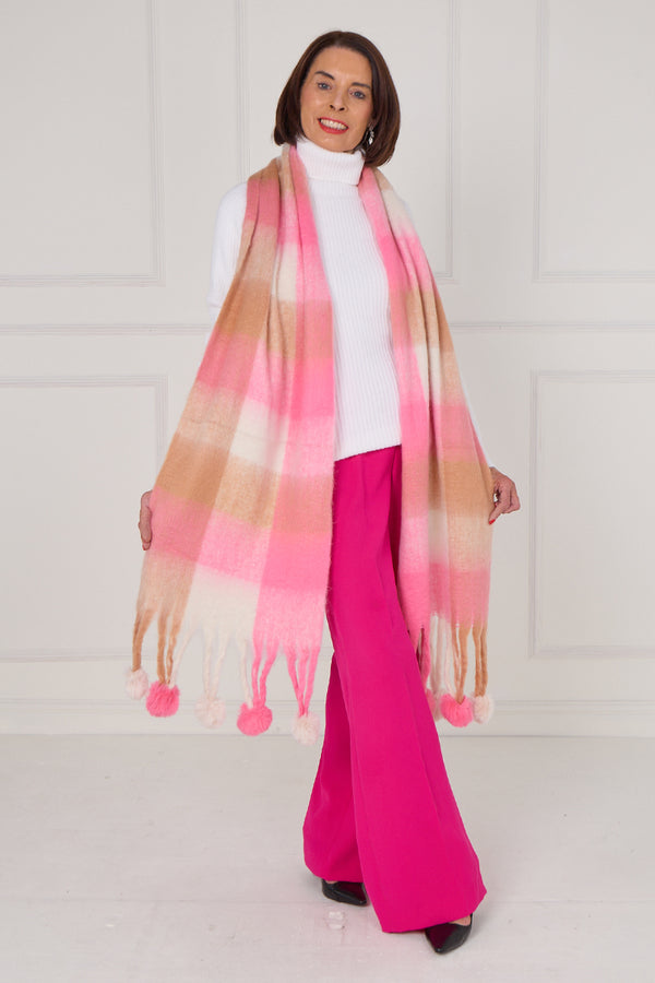 Margo scarf in soft pink