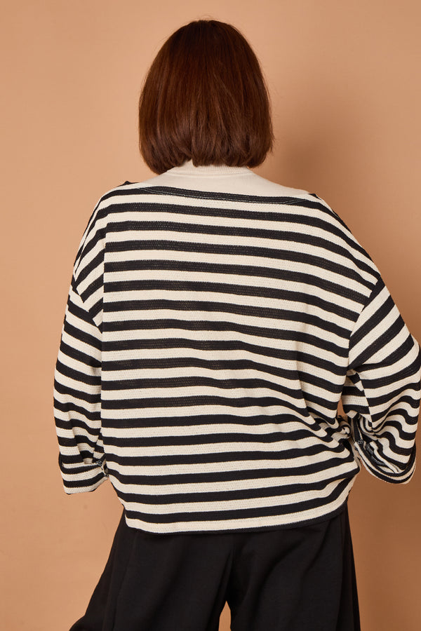 Marlo top in black and beige