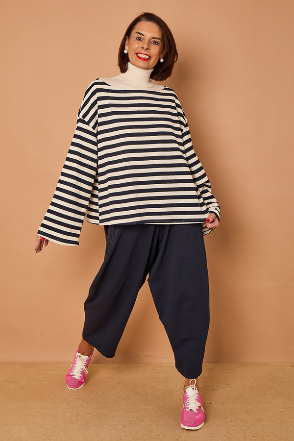 Marlo top in navy and beige