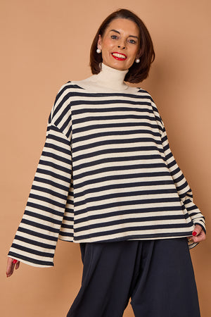 Marlo top in navy and beige